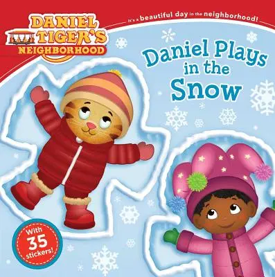 Daniel juega en la nieve - Daniel Plays in the Snow