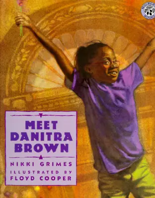 Conozca a Danitra Brown - Meet Danitra Brown