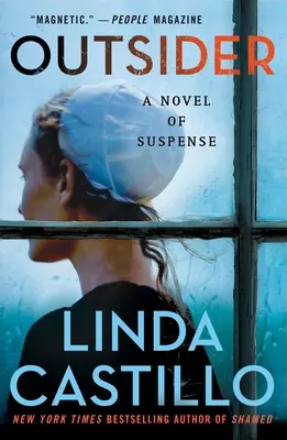 Outsider: Una novela de suspense - Outsider: A Novel of Suspense