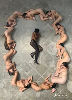 Tengo Un Dragn Dentro del Corazn: Las Fotografas de Carlota Guerrero - Tengo Un Dragn Dentro del Corazn: The Photographs of Carlota Guerrero