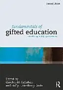 Fundamentos de la educación de superdotados: Consideración de múltiples perspectivas - Fundamentals of Gifted Education: Considering Multiple Perspectives