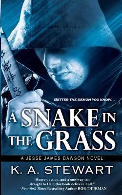 Una serpiente en la hierba - A Snake in the Grass