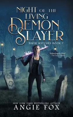 La noche de la cazadora de demonios viviente - Night of the Living Demon Slayer