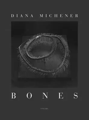 Diana Michener Huesos - Diana Michener: Bones