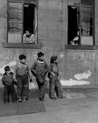 East Harlem: los años de la posguerra - East Harlem: The Postwar Years