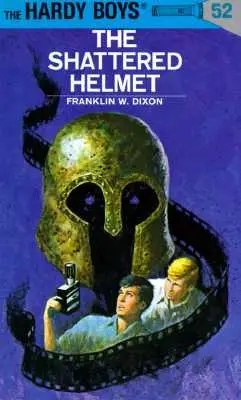 El Casco Destrozado - The Shattered Helmet