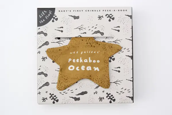 Peekaboo Océano: El primer libro de arrugas - ¡Levanta la solapa! - Peekaboo Ocean: Baby's First Crinkle Peek-A-Book - Lift the Flap!