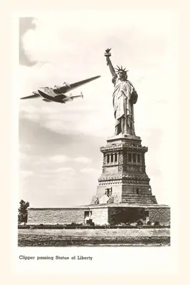 Diario Vintage Clipper pasando por la Estatua de la Libertad, Nueva York - Vintage Journal Clipper Passing Statue of Liberty, New York City